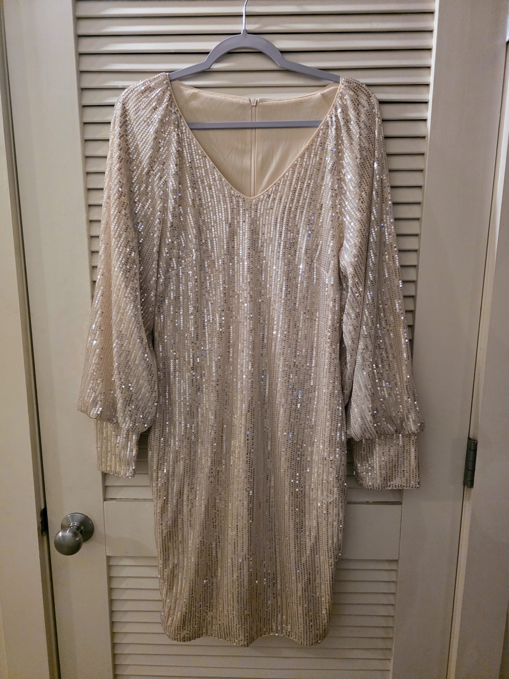 Sequin V-Neck Long Sleeve Cocktail Dress - Champagne